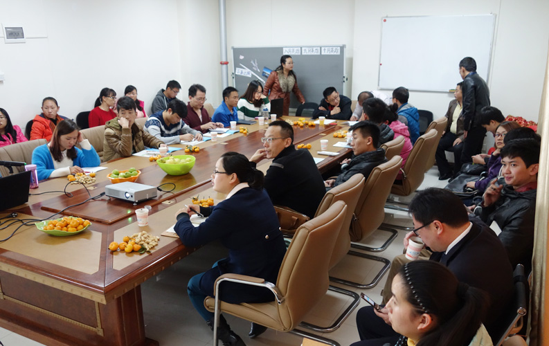 目前天度客戶沙龍已順利舉行4期，我們將一直秉承全公益、凈干貨、不推銷產(chǎn)品的理念，助力天度新老客戶開展網(wǎng)絡(luò)營銷和移動(dòng)互聯(lián)網(wǎng)營銷。